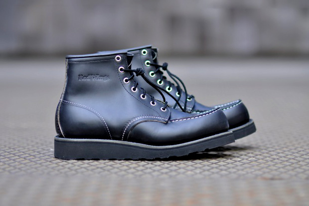 Red Wing Moc-Toe Boot “All Black 