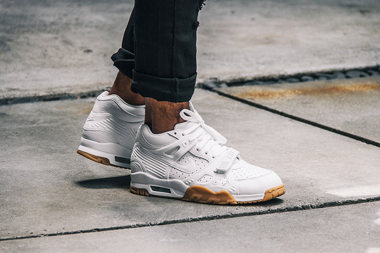 nike air trainer 3 white gum