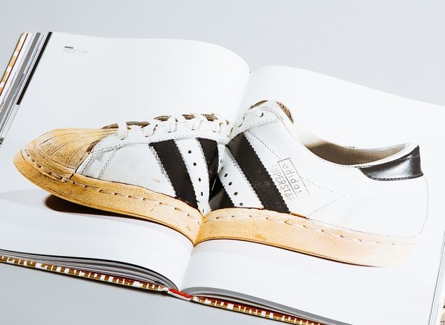 out-of-the-box-rise-of-sneaker-culture-book-03-960x640