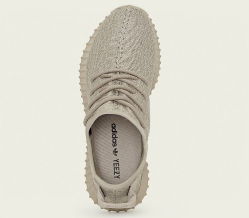 YZY350_TAN_PHOTO_PR_06