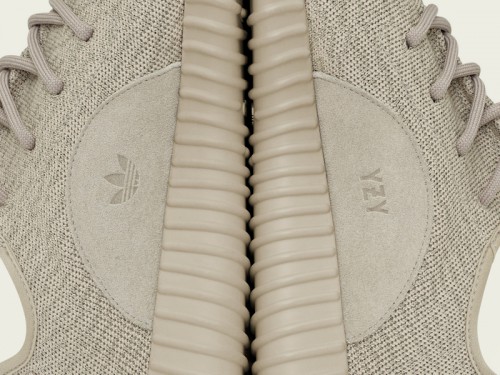 YZY350_TAN_PHOTO_PR_07
