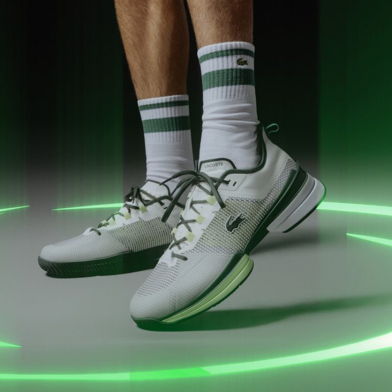 LACOSTE(AGLT21 ULTRA) worn by Daniil Medvedev(No.2 in the world tennis
