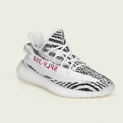 adidas_YEEZY_V2_WB_Angle_PR72_2500x1878