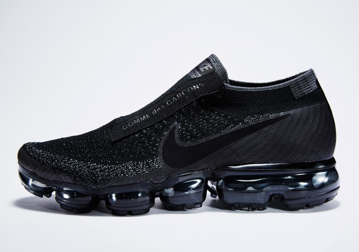 comme-des-garcons-nike-air-vapormax-black