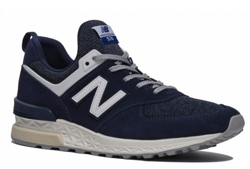 574S