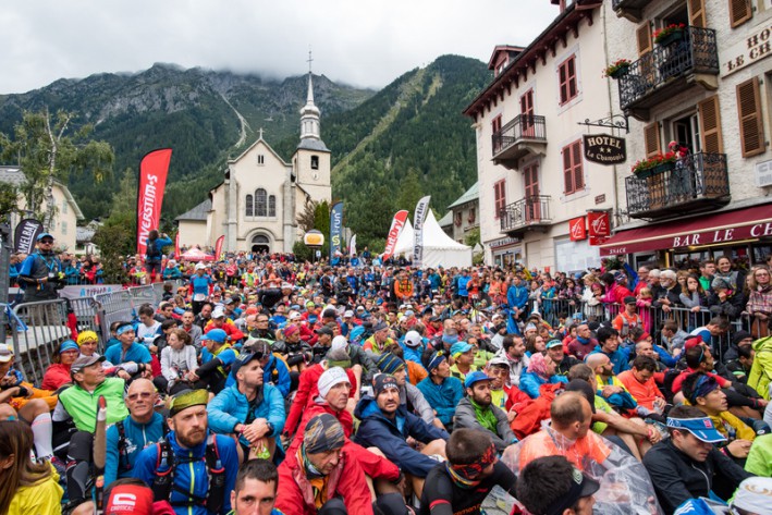 000_HOKA_PVerticale_R.Blomme_UTMB2017-3931