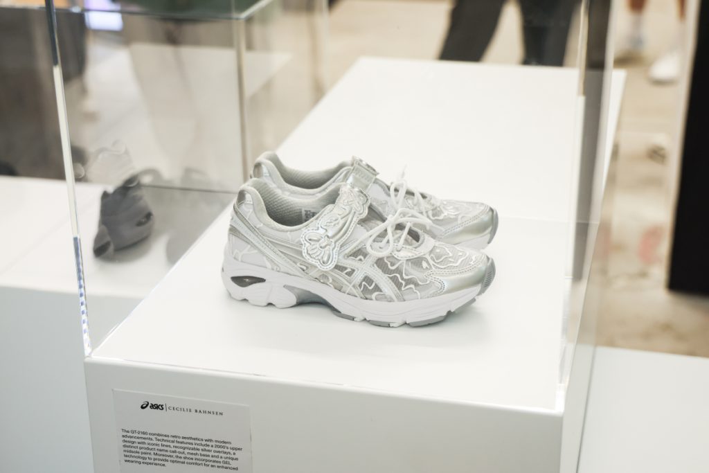 訳あり・アウトレット特集 UP POP ASICS × Bahnsen Cecilie at Collezione(11/9&11/10 La 靴